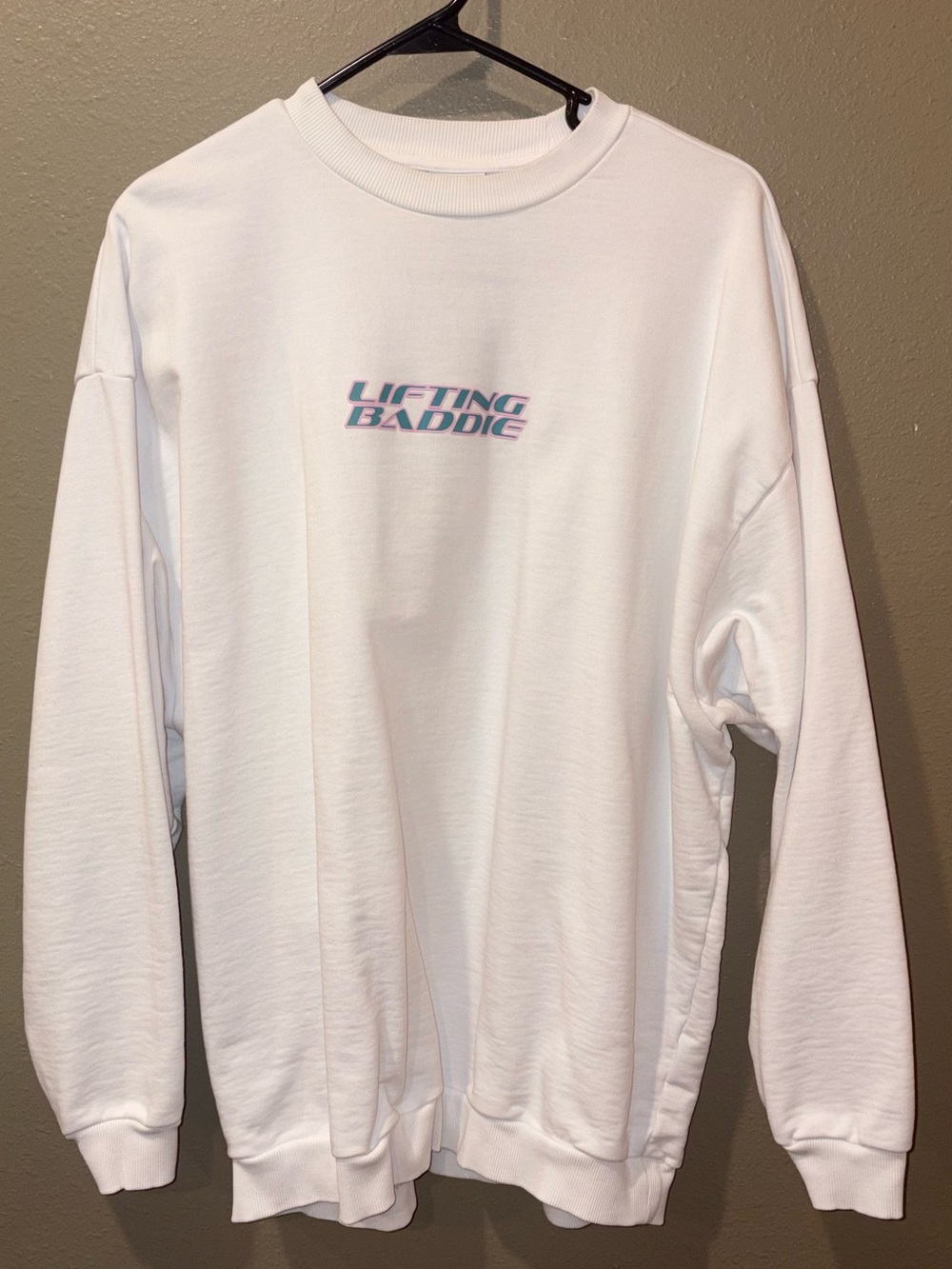 Gym Shark White Crewneck Sweatshirt